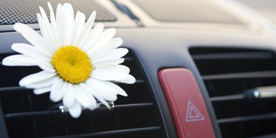 车内的粉尘检测是直接使用传感器还是集成产品？